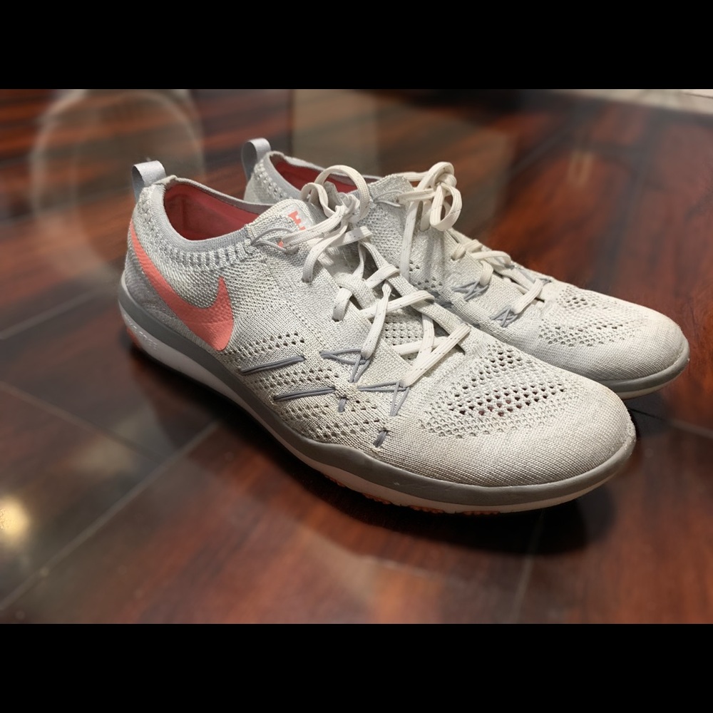 Nike Fly Knit SOLD